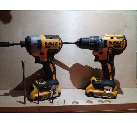 Бесщеточный импульсный шуруповерт DEWALT XR DCF887N 150