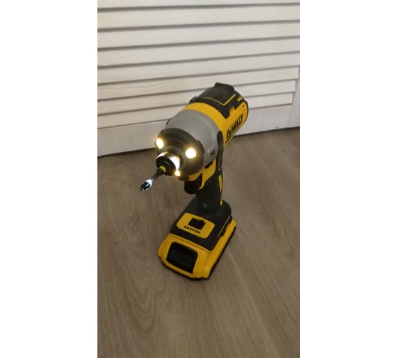 Бесщеточный импульсный шуруповерт DEWALT XR DCF887N 147