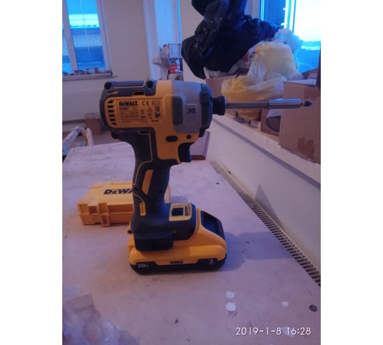 Бесщеточный импульсный шуруповерт DEWALT XR DCF887N 142