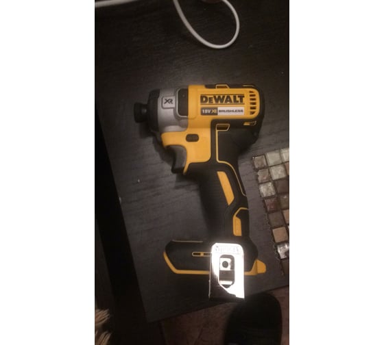 Бесщеточный импульсный шуруповерт DEWALT XR DCF887N 113