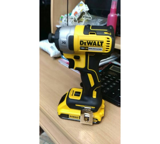 Бесщеточный импульсный шуруповерт DEWALT XR DCF887N 112