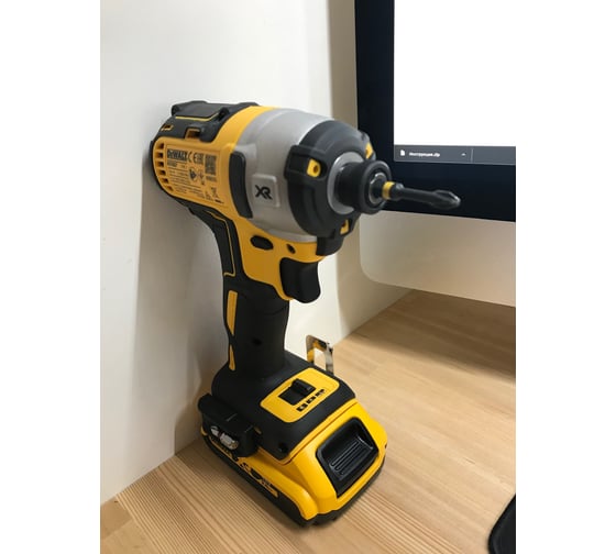 Бесщеточный импульсный шуруповерт DEWALT XR DCF887N 108