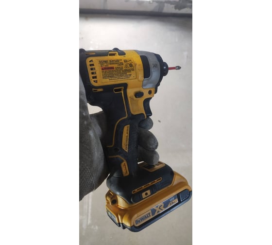 Бесщеточный импульсный шуруповерт DEWALT XR DCF887N 91