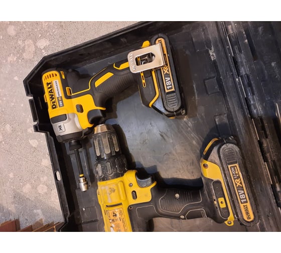 Бесщеточный импульсный шуруповерт DEWALT XR DCF887N 87
