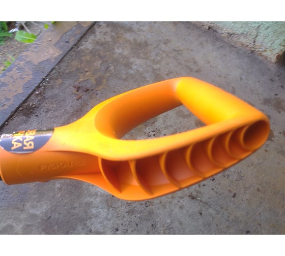 Штыковая лопата FISKARS SolidTM 1026686 47