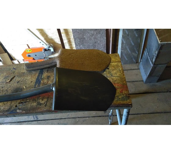 Штыковая лопата FISKARS SolidTM 1026686 37