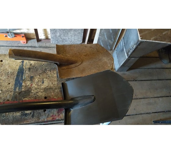 Штыковая лопата FISKARS SolidTM 1026686 38