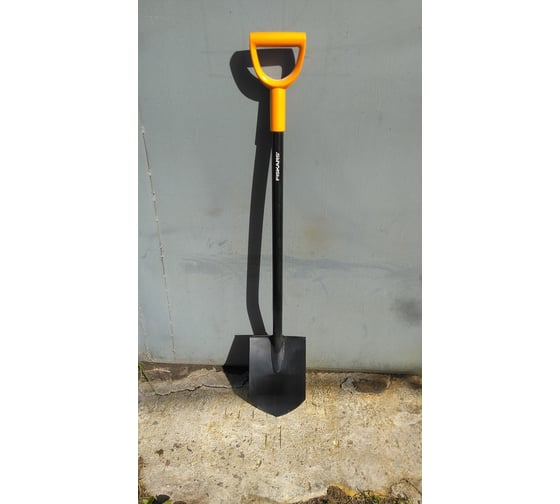Штыковая лопата FISKARS SolidTM 1026686 34