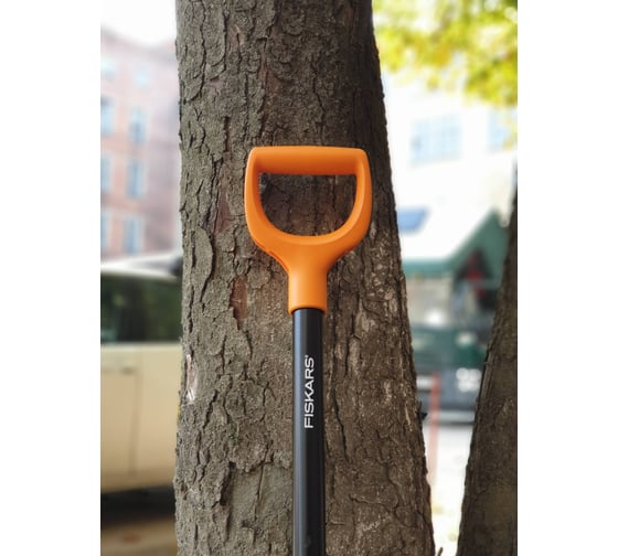 Штыковая лопата FISKARS SolidTM 1026686 28