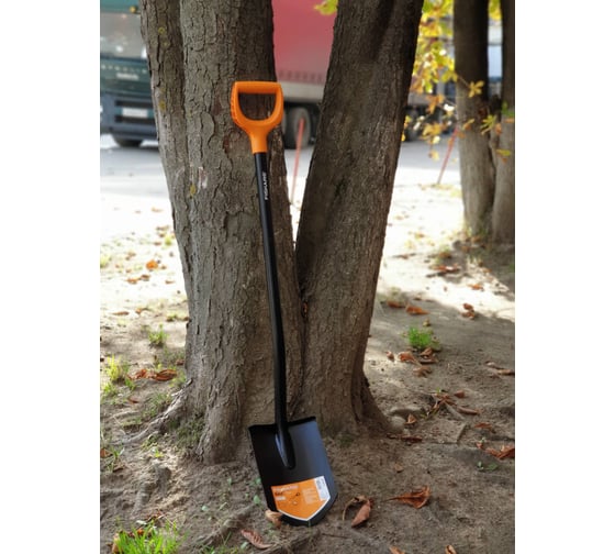 Штыковая лопата FISKARS SolidTM 1026686 29