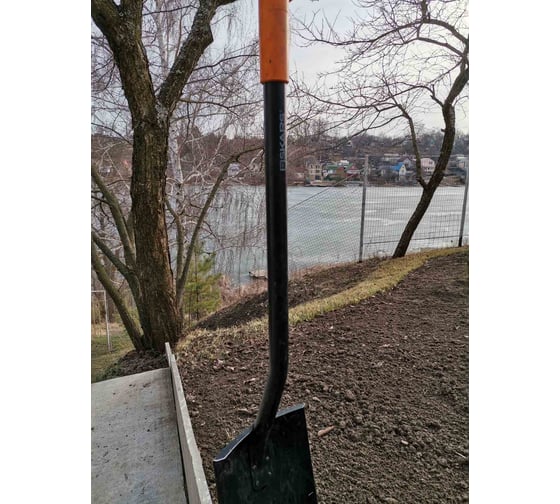 Штыковая лопата FISKARS SolidTM 1026686 25