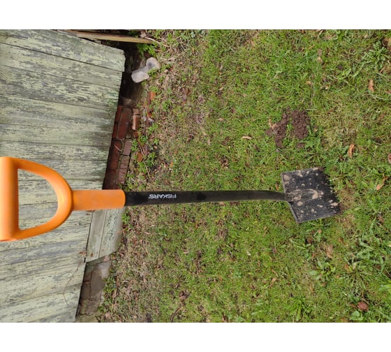 Штыковая лопата FISKARS SolidTM 1026686 23