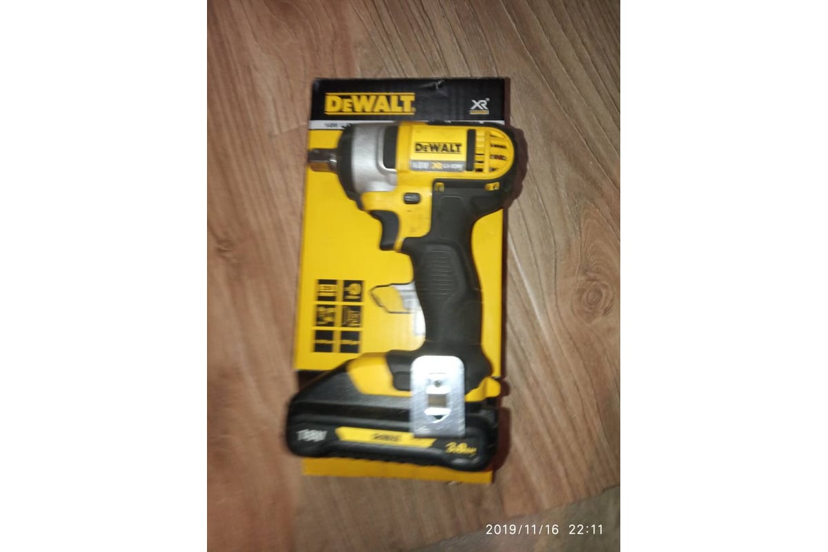 Импульсный гайковерт DEWALT 1/2