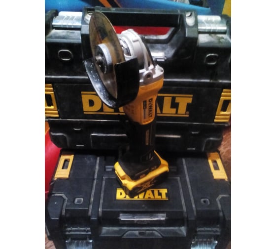 Бесщеточная угловая шлифмашина DEWALT DCG405NT 100