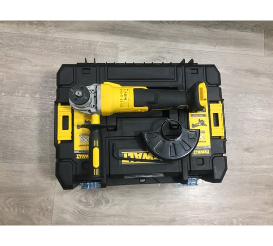 Бесщеточная угловая шлифмашина DEWALT DCG405NT 86