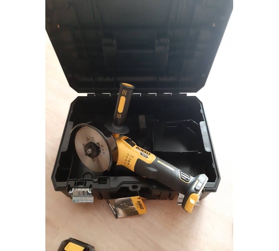 Бесщеточная угловая шлифмашина DEWALT DCG405NT 65
