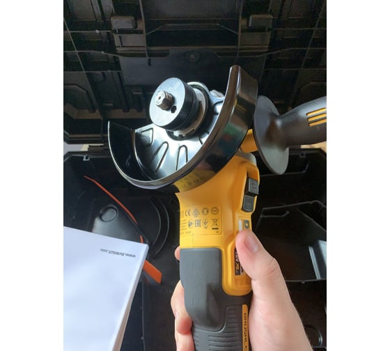 Бесщеточная угловая шлифмашина DEWALT DCG405NT 59