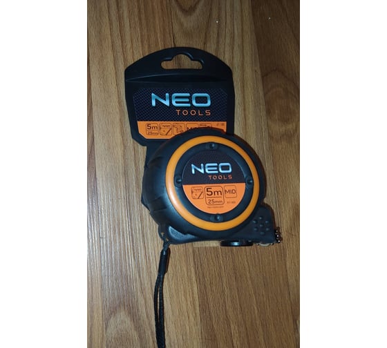 Рулетка NEO Tools двухкомпонентный корпус стальная лента 5 м x 25 мм магнит 67-185 22