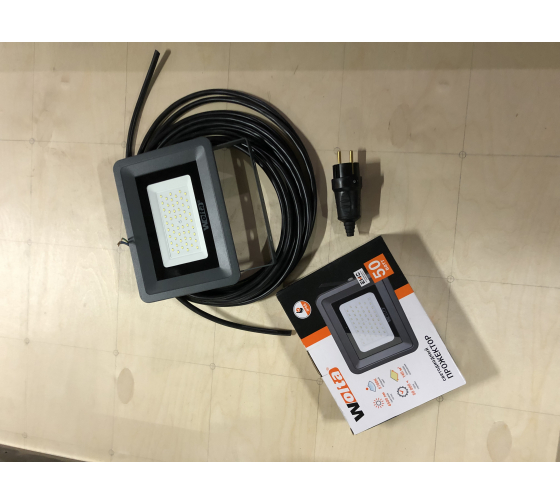 Светодиодный прожектор Wolta 5700K, 50 W SMD, IP 65, цвет серый, слим WFL-50W/06 11
