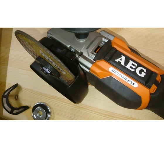 Бесщеточная угловая шлифмашина AEG BEWS18-125BL-0 4935464414 39