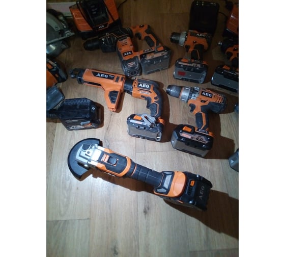 Бесщеточная угловая шлифмашина AEG BEWS18-125BL-0 4935464414 31