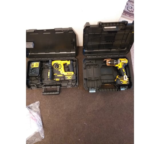 Дрель-шуруповерт DEWALT DCD791NT 32
