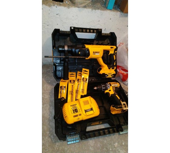 Дрель-шуруповерт DEWALT DCD791NT 31