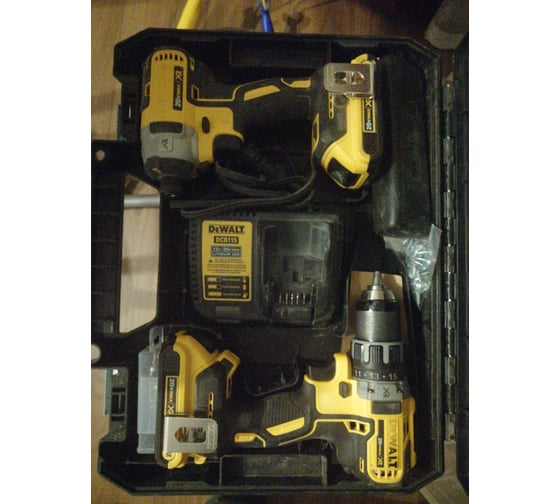 Дрель-шуруповерт DEWALT DCD791NT 20