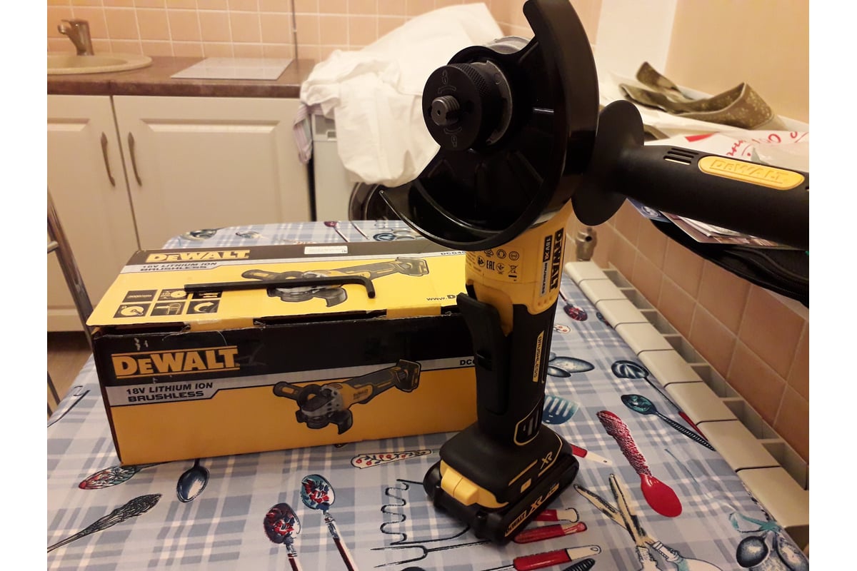 Бесщеточная угловая шлифмашина DEWALT 18 В XR DCG406N - выгодная цена ...