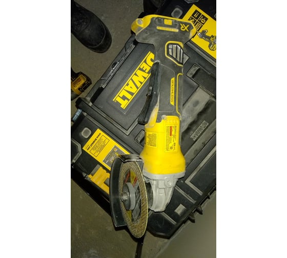 Бесщеточная угловая шлифмашина DEWALT 18 В XR DCG406N 92
