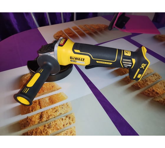 Бесщеточная угловая шлифмашина DEWALT 18 В XR DCG406N 77