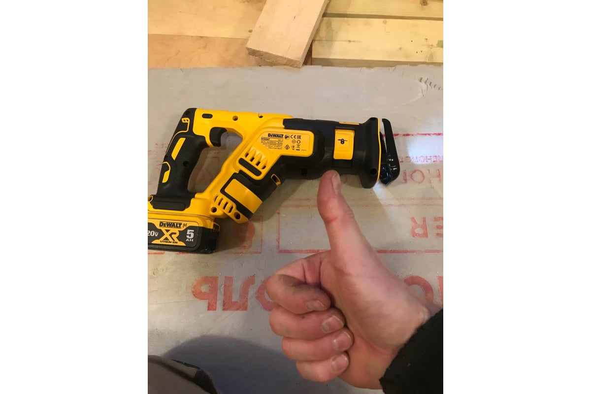  сабельная пила DEWALT 18 В XR DCS367N - выгодная цена .