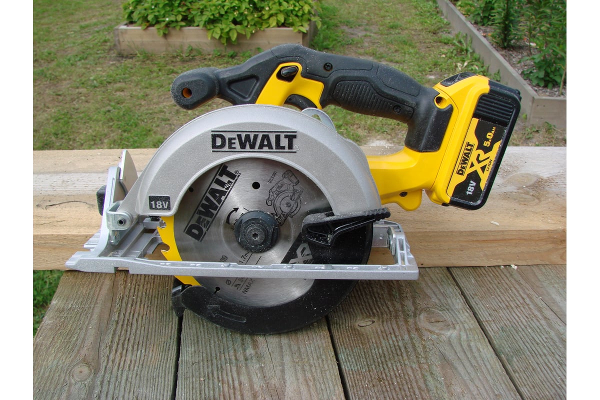 DEWALT 18 XR DCS391N