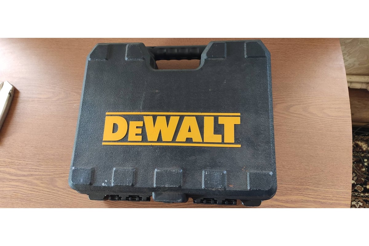 Дрель шуруповерт dewalt 2.0 ач dcd771d2. Леска dewalt 2mm.