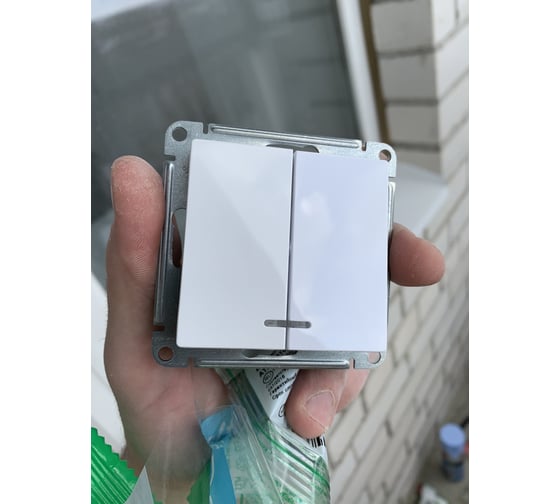 Механизм розетки Schneider Electric 1-м СП ATLAS DESIGN с заземлением, защитные шторки 16А белый ATN000145 5
