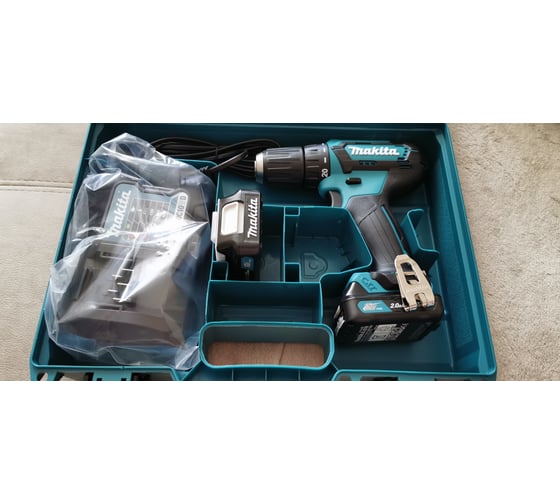 Аккумуляторная дрель-шуруповерт Makita DF333DWAE 24