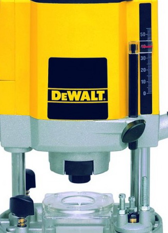 Dewalt store 615 router